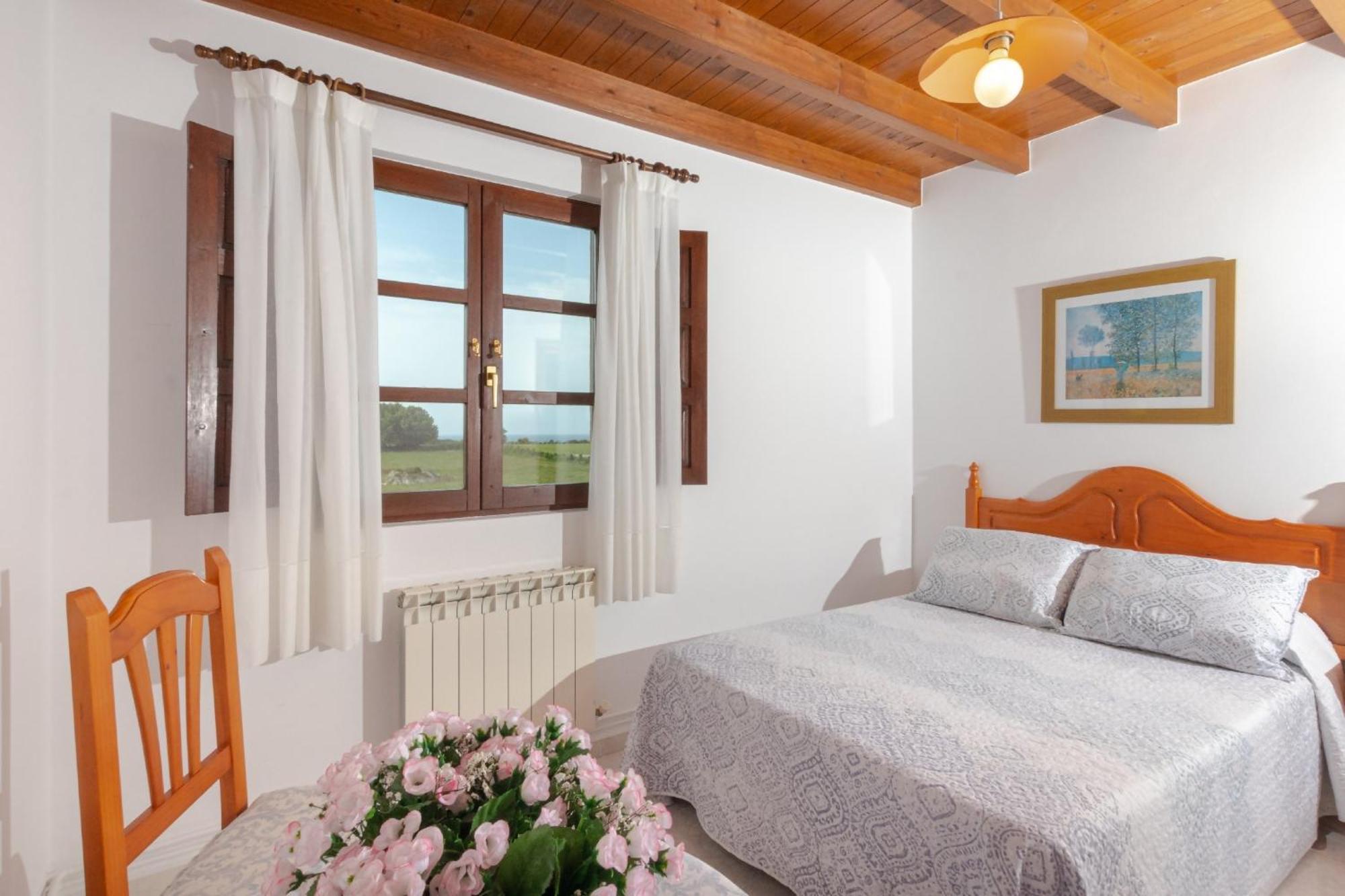 Apartamentos El Acebo Navés 外观 照片
